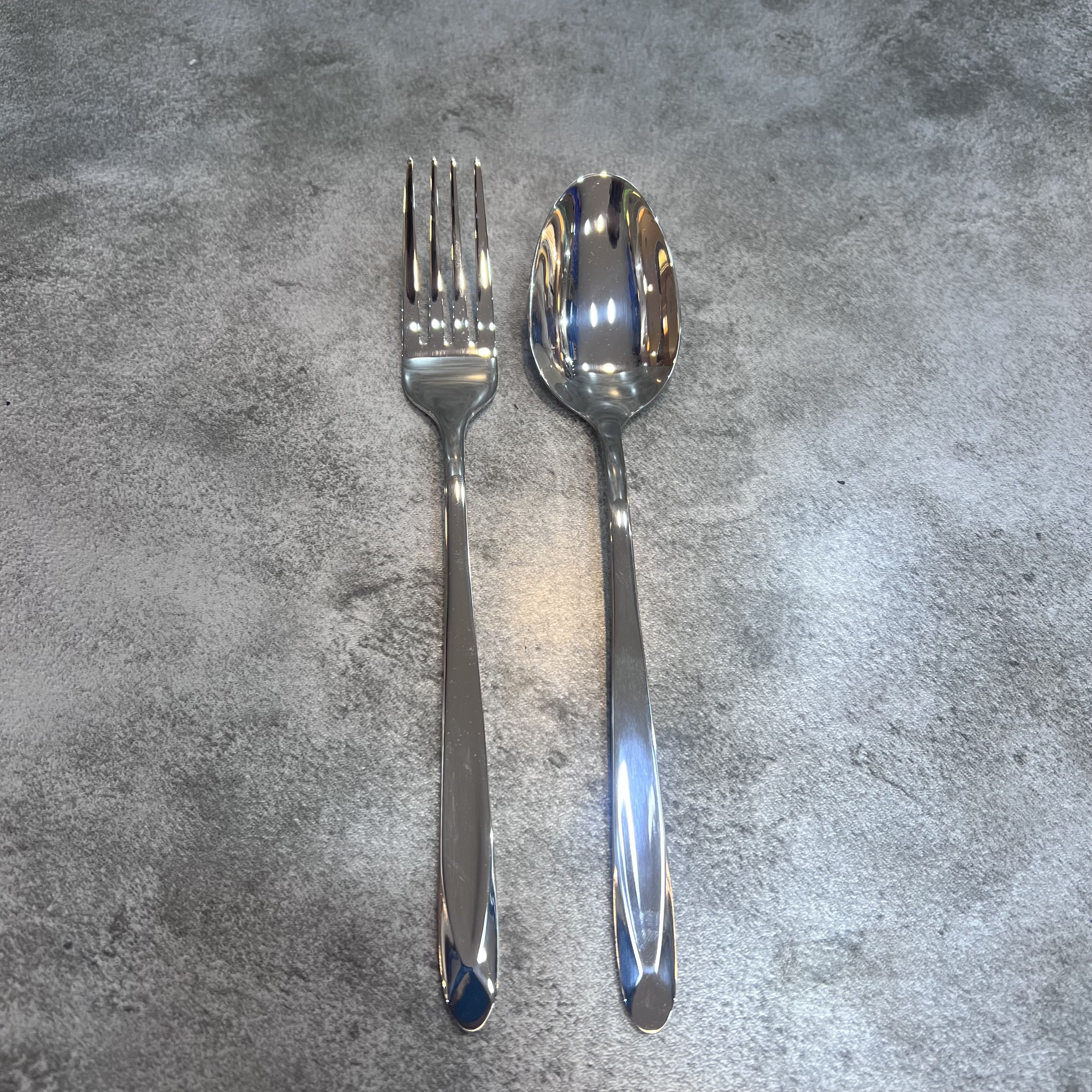 سرویس ۱۲ عددی قاشق و چنگال مدل یونیک اعلا کوبورگ استیل ضد زنگ