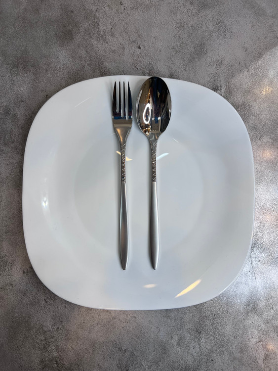 سرویس ۱۲ عددی قاشق و چنگال برند یونی هوم مدل هارلی سندبلاست استیل ضد زنگ قالب اروپا