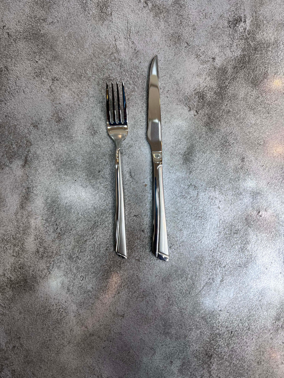 سرویس ۱۲ عددی کارد و چنگال مدل یونیک اعلا ناخنی استیل ضد زنگ