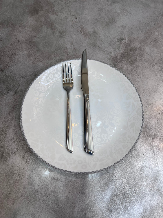 سرویس ۱۲ عددی کارد و چنگال مدل یونیک اعلا ناخنی استیل ضد زنگ