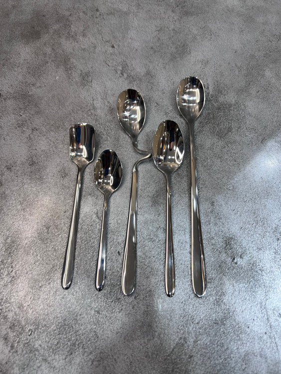سرویس ۱۵۰ عددی قاشق و چنگال یونیک اعلا دونا ۳۰ نفره استیل ضد زنگ
