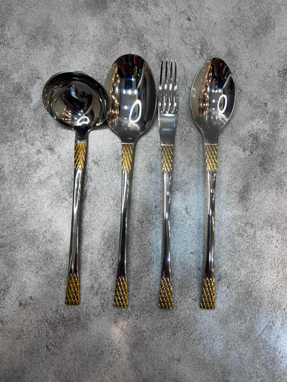 سرویس ۱۵۵ عددی قاشق و چنگال طرح کویین براق طلا برند کایند ۳۰ نفره ضخامت ۴ میل استیل ضد زنگ