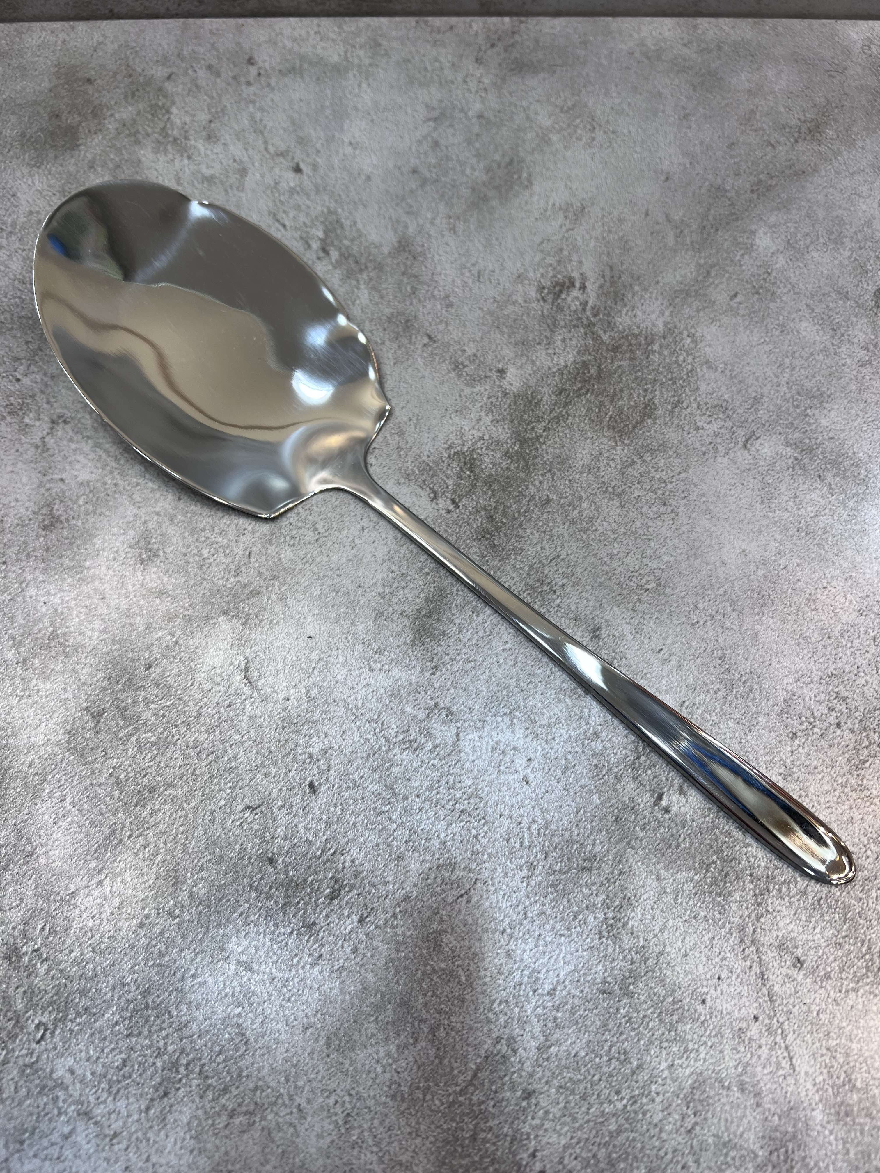 کفگیر تک بزرگ تی اس طرح دونا