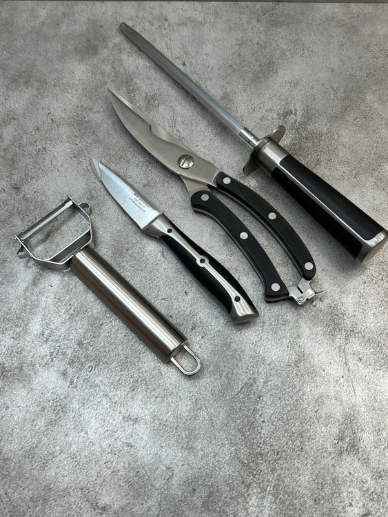 سرویس ۹ پارچه کارد آشپزخانه درجه یک کد A2 برند ام جی اس/MGS تیغه فولادی تیز