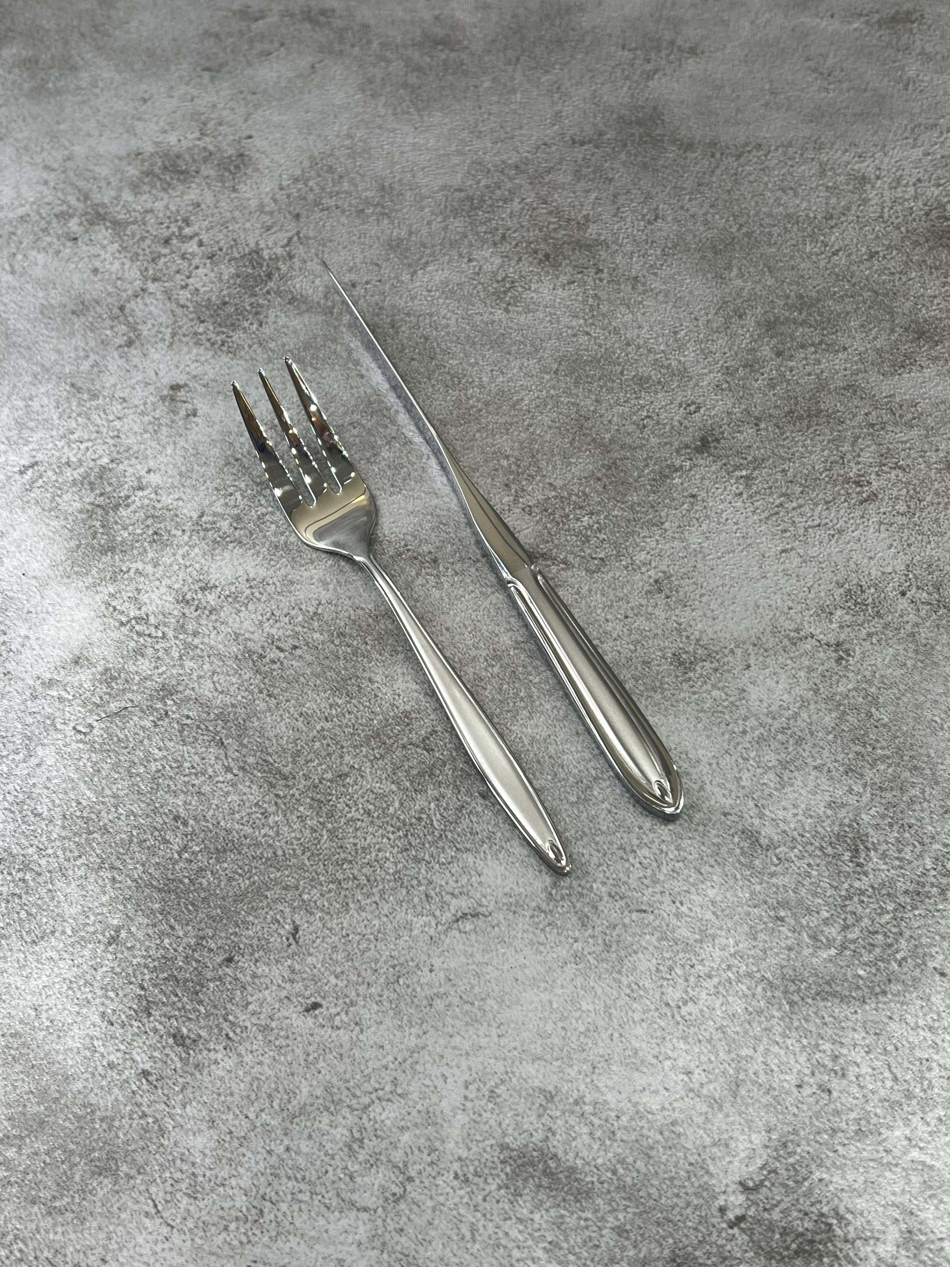 کارد و چنگال میوه خوری تیغه ۳ بعدی مدل اروپایی برگامو - کد ۰۱