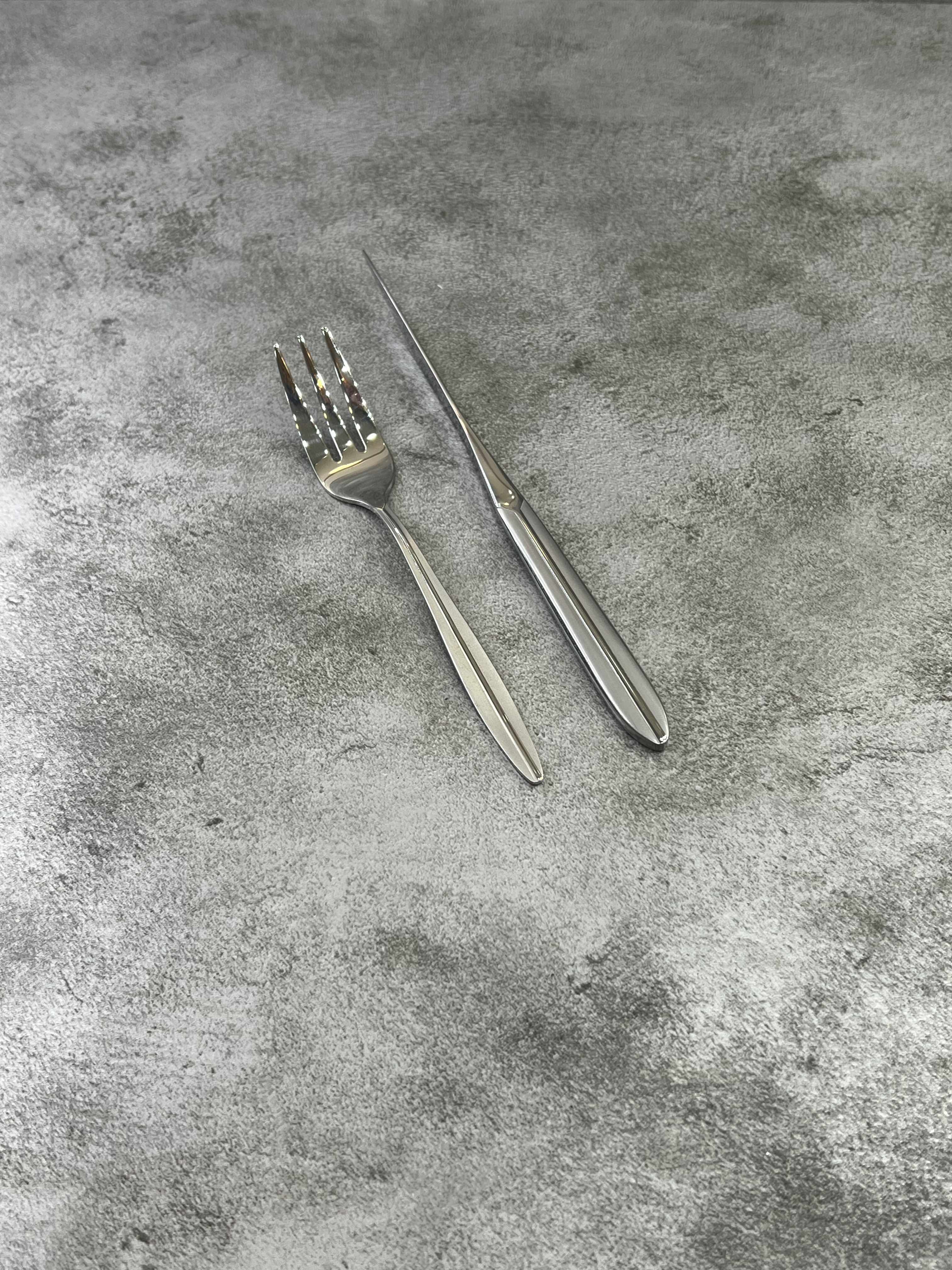 کارد و چنگال میوه خوری تمام استیل تیغه ۳ بعدی مدل اروپایی برگامو - کد ۰۴