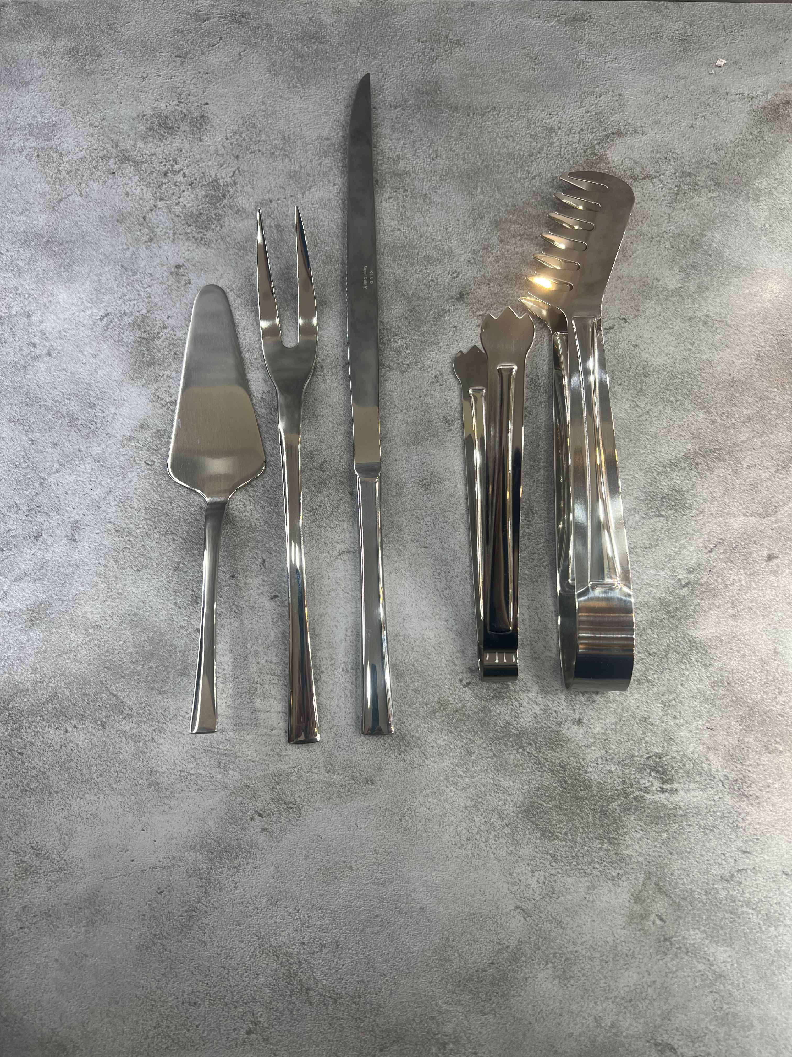 سرویس ۱۵۵ عددی قاشق و چنگال طرح چری براق برند کایند ۳۰ نفره ضخامت ۴ میل استیل ضد زنگ